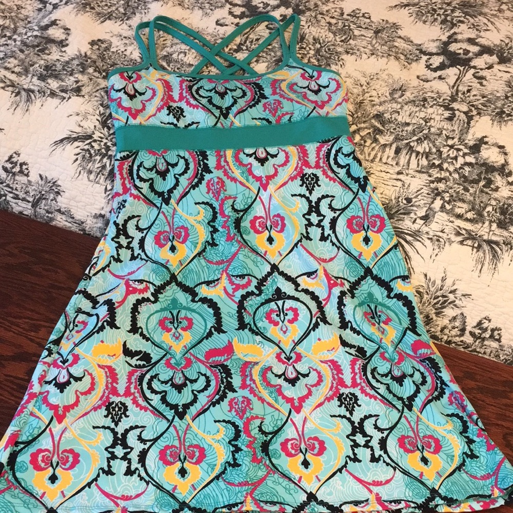 Strappy yoga dress with shelf bra